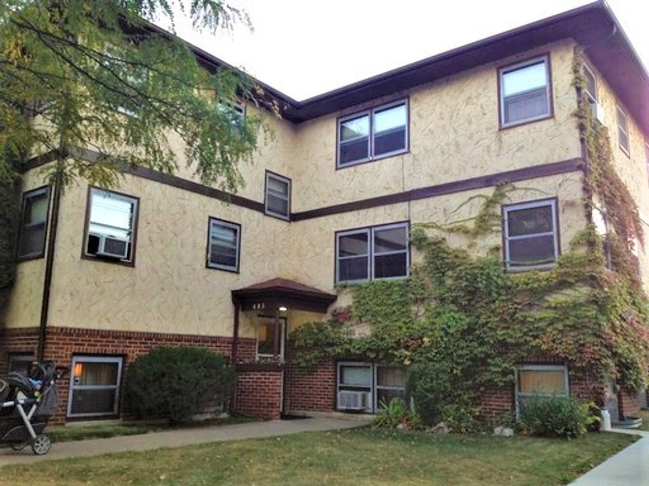 14th & Phillips One Bedroom Apartment - Photo 3 of 22