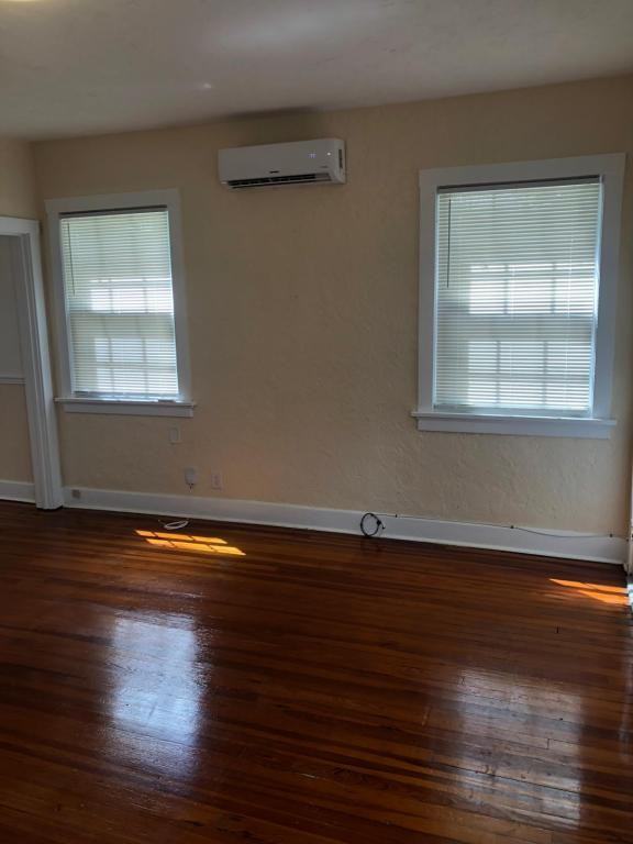 234 Conniston Rd - Photo 2 of 11