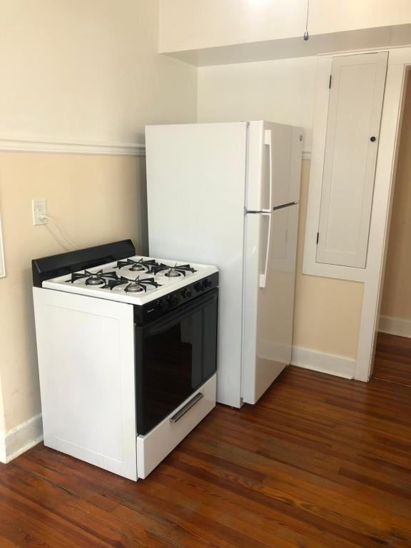 234 Conniston Rd - Photo 6 of 11