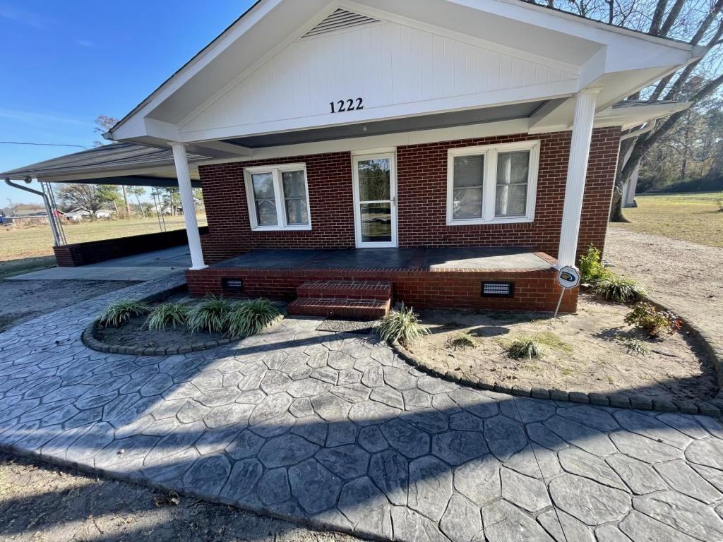 1222 St Anna Rd - Photo 2 of 17