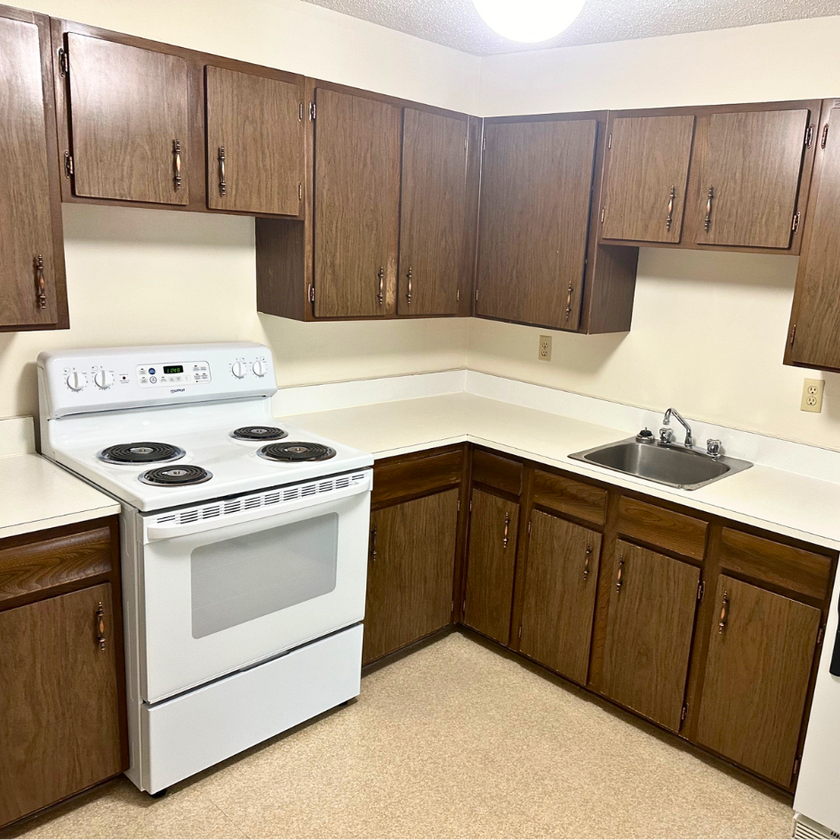 10601 100 St #126 - Photo 2 of 9