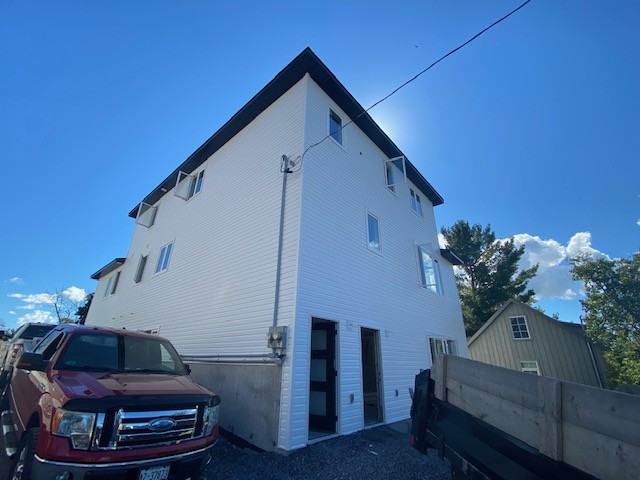 65 Gardiner St #2 - Photo 2 of 19