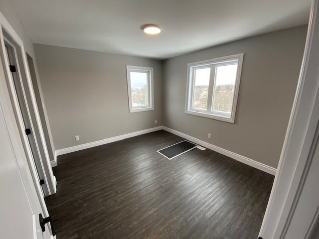 65 Gardiner St #2 - Photo 4 of 19