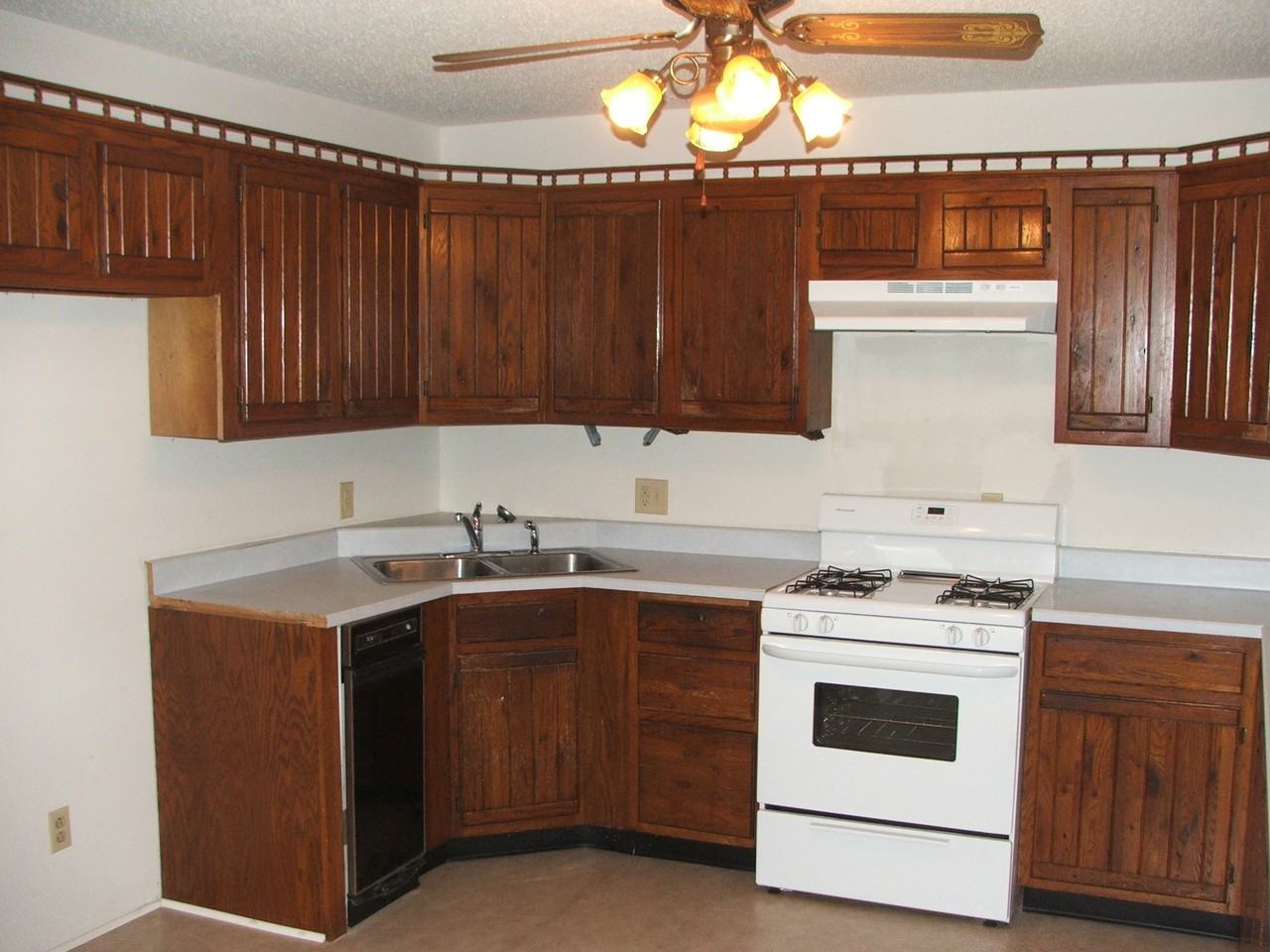 5312 Council Ring Blvd - Photo 2 of 4