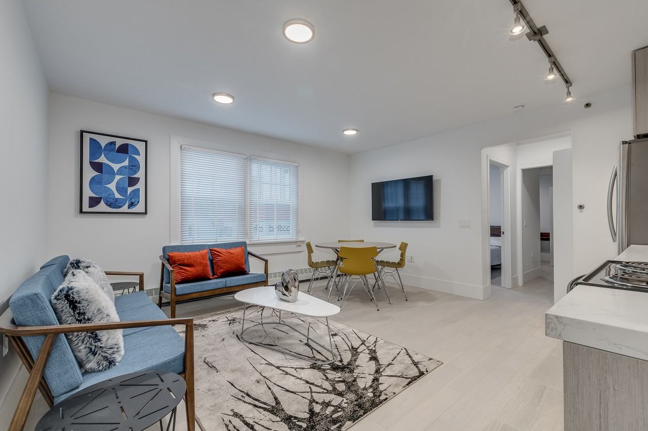 1425 Haro Street - Photo 6