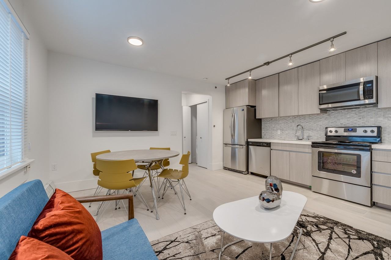 1425 Haro Street - Photo 5