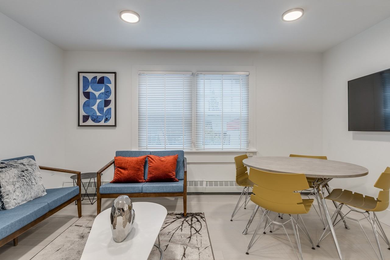 1425 Haro Street - Photo 8