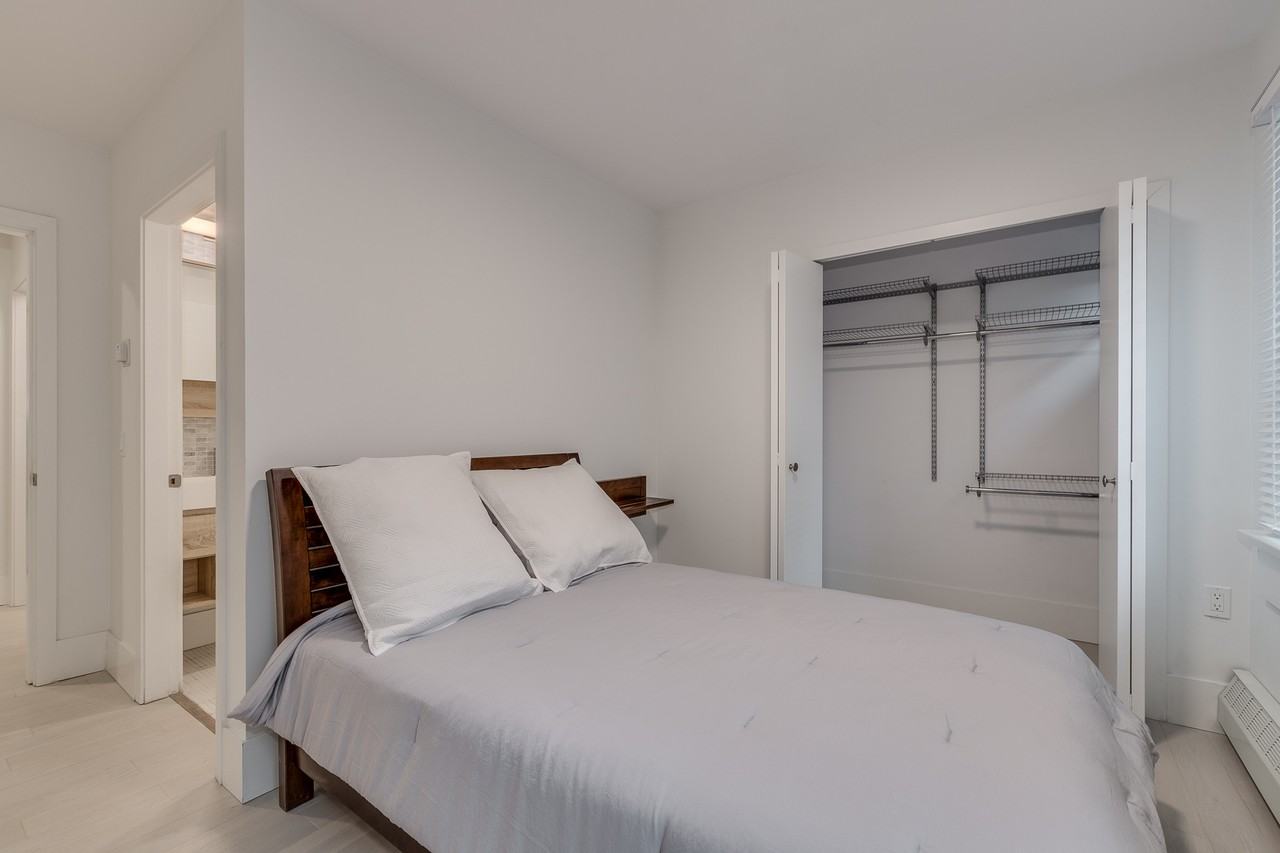 1425 Haro Street - Photo 11