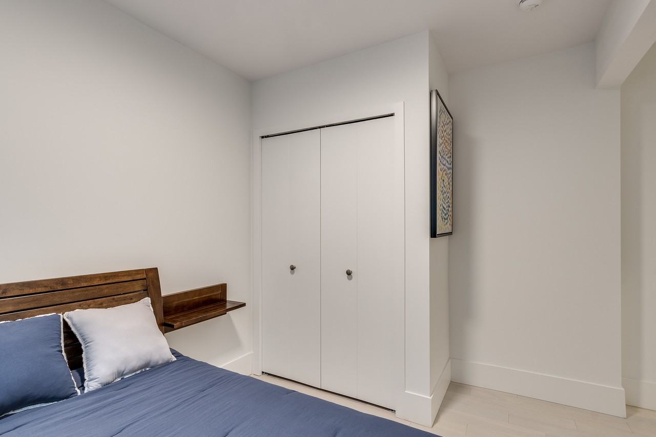 1425 Haro Street - Photo 10