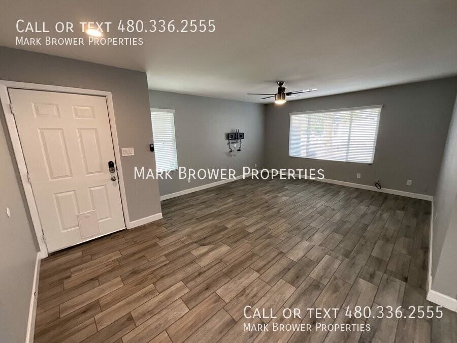 8671 E Roosevelt Cir - Photo 2 of 25