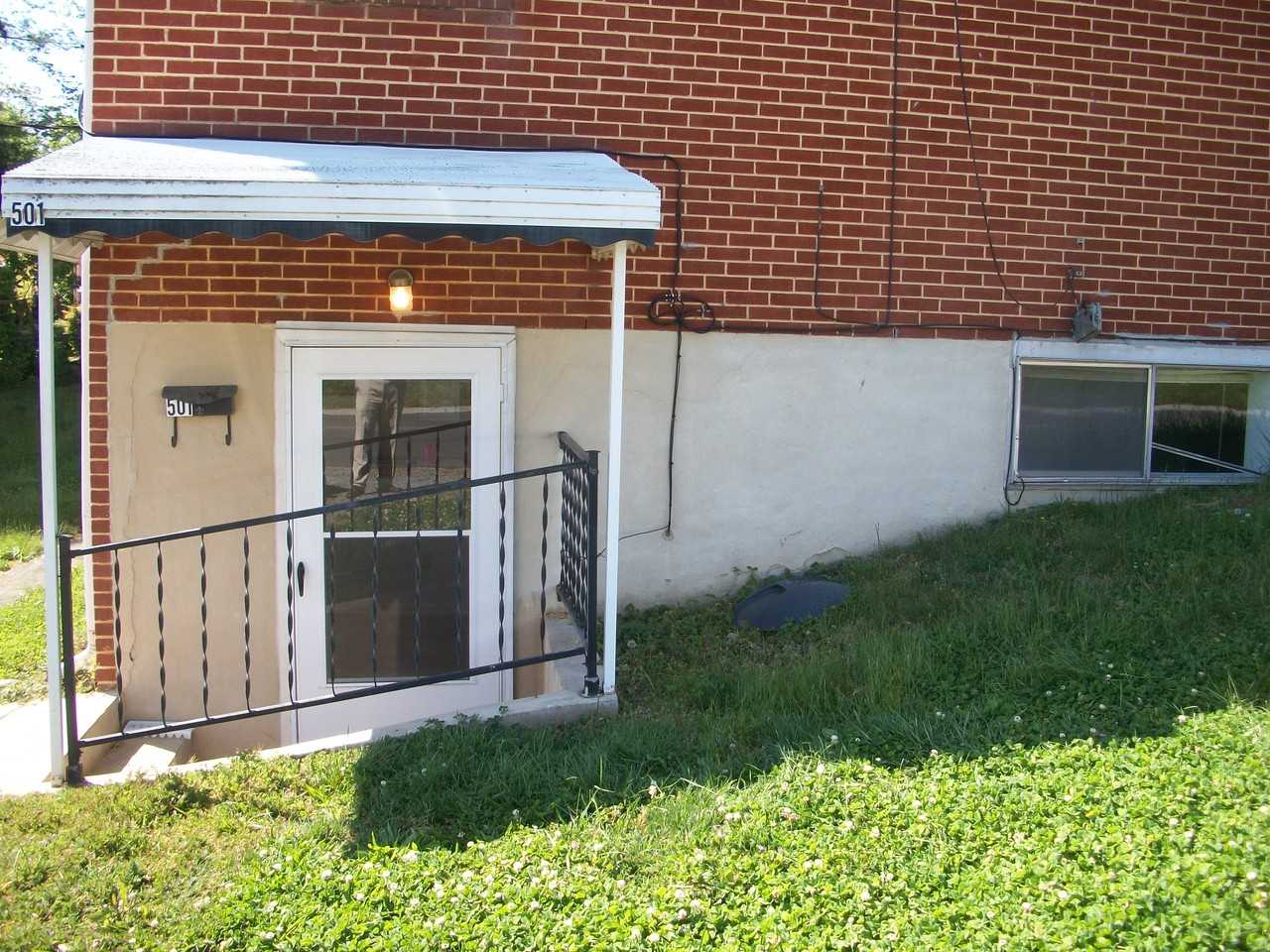 3RD STREET - Photo 3 of 12