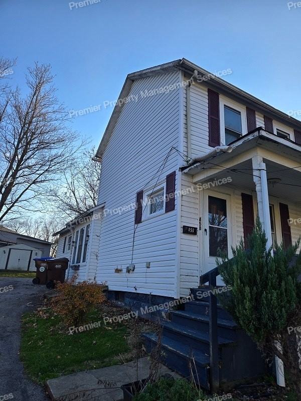 458 Fisher Hill St - Photo 3 of 28