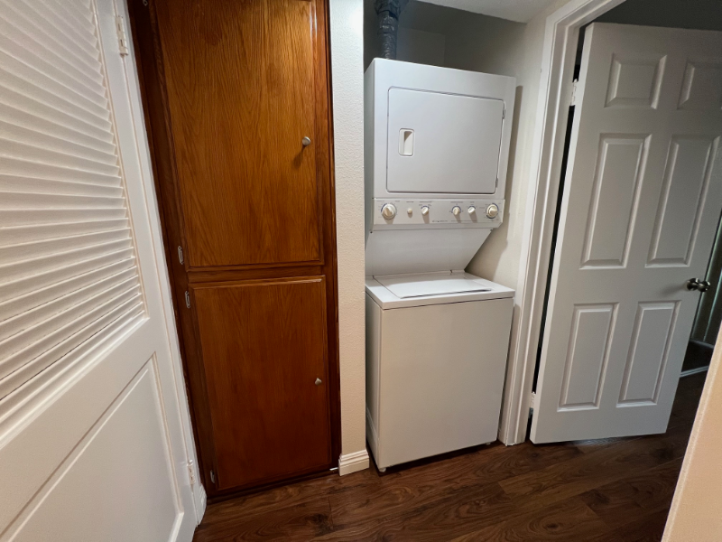 14615 Burbank Blvd #202A - Photo 7 of 24