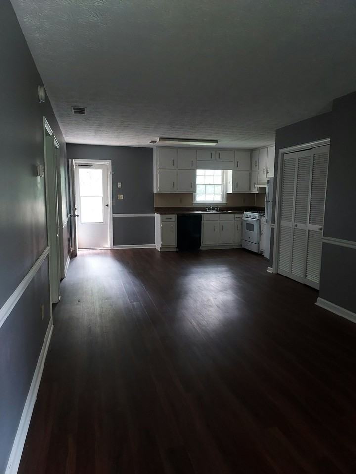 72 April Avenue, Unit 76 - Photo 3 of 9