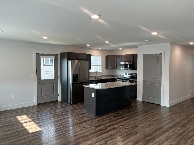 9 E Hauser Rd #A - Photo 2 of 16