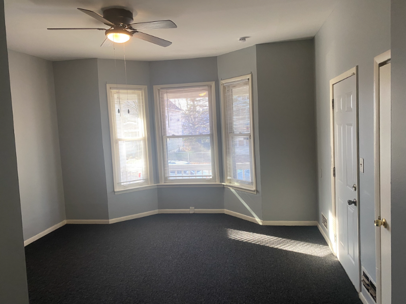 1639 Thorn St #1 - Photo 2 of 20