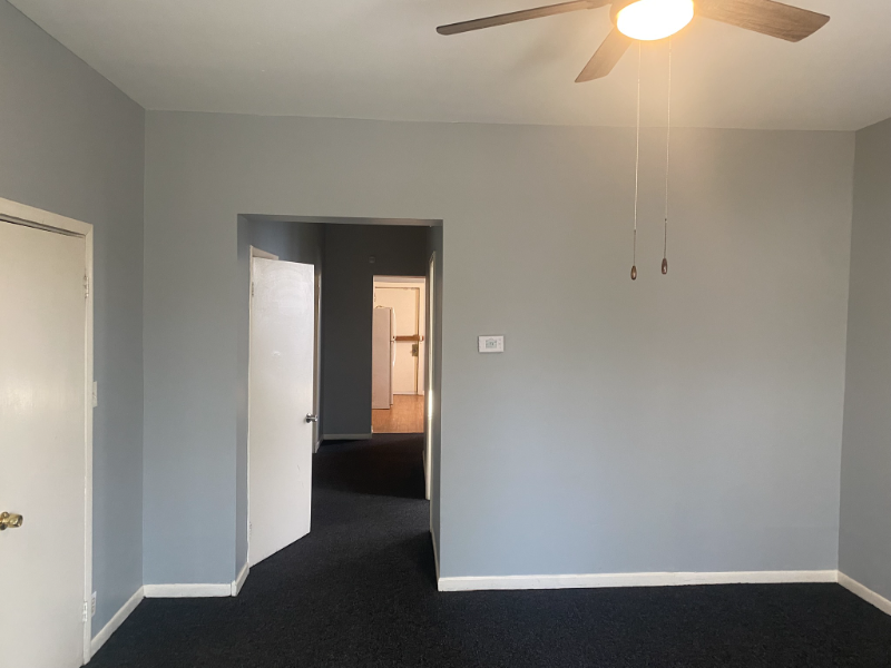 1639 Thorn St #1 - Photo 3 of 20