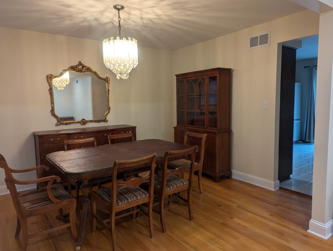 8631 Highcrest Dr #NA - Photo 7 of 17