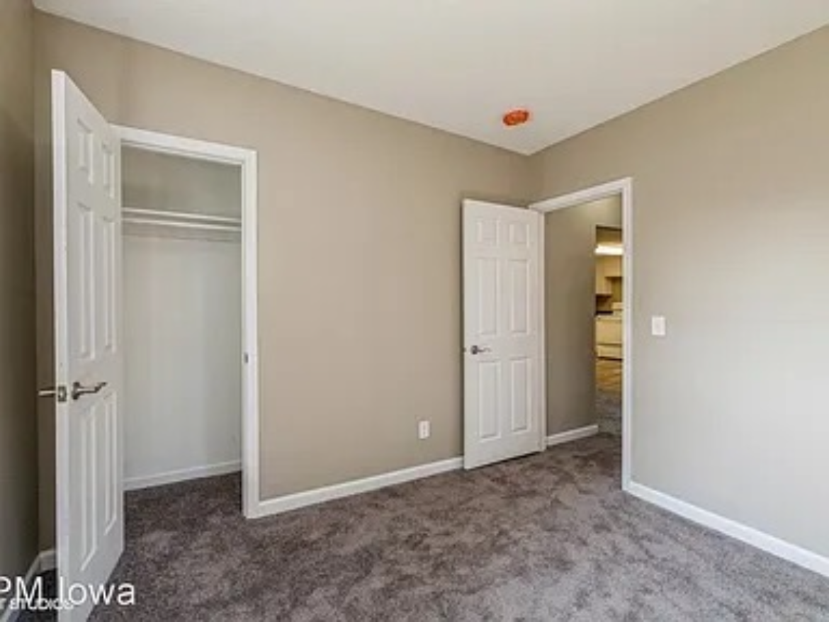 2533 Lynner Dr #NA - Photo 5 of 12