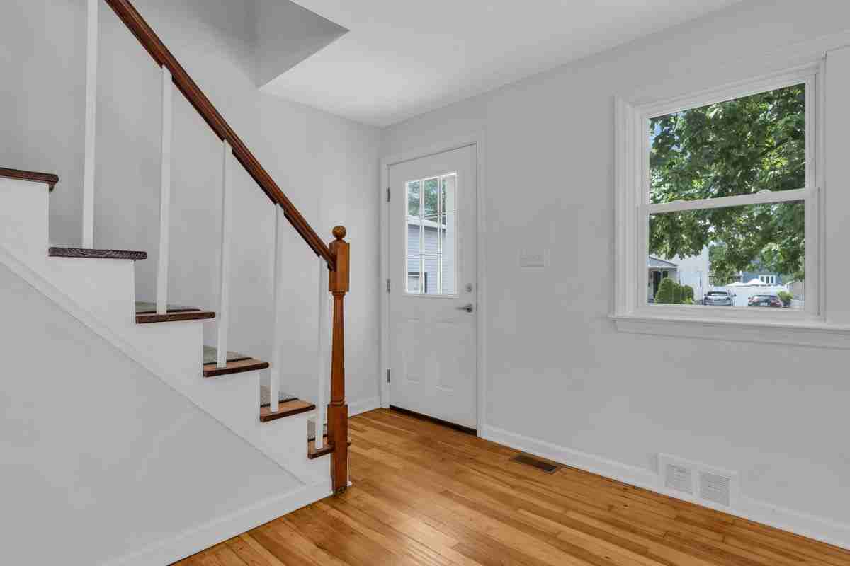 35 Lower Main St - Photo 2 of 20