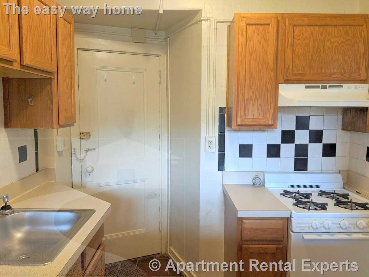 5 Craigie Cir #36 - Photo 4 of 16