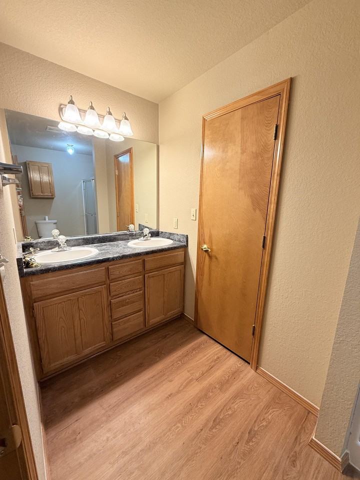 N 107th East Ave - Photo 4 of 17