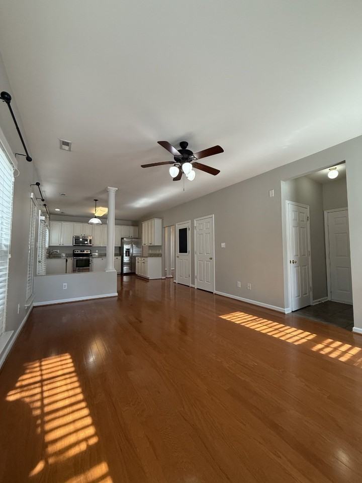 236 Joshua Glen Ln - Photo 2 of 26