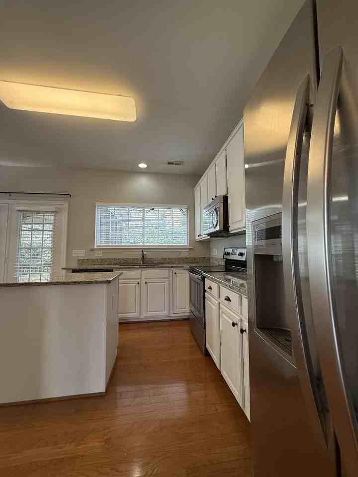 236 Joshua Glen Ln - Photo 3 of 26