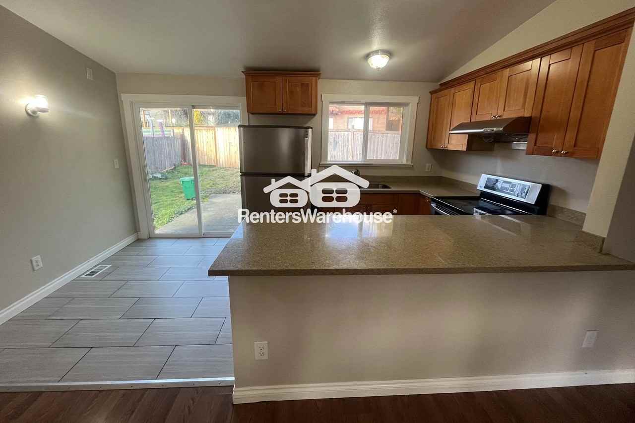 8417 38th Ave S - Photo 3 of 16