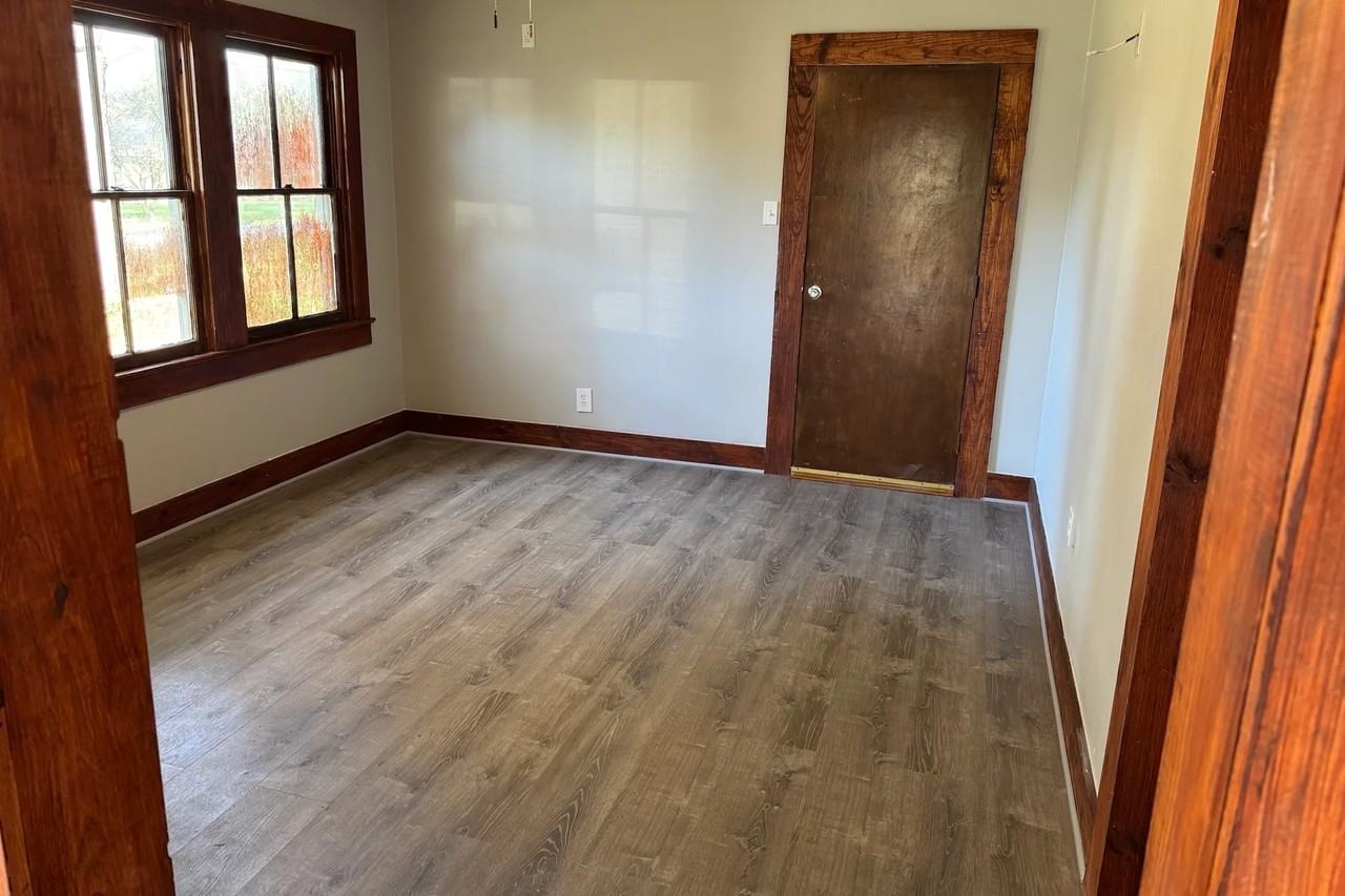 804 W End Dr - Photo 2 of 6