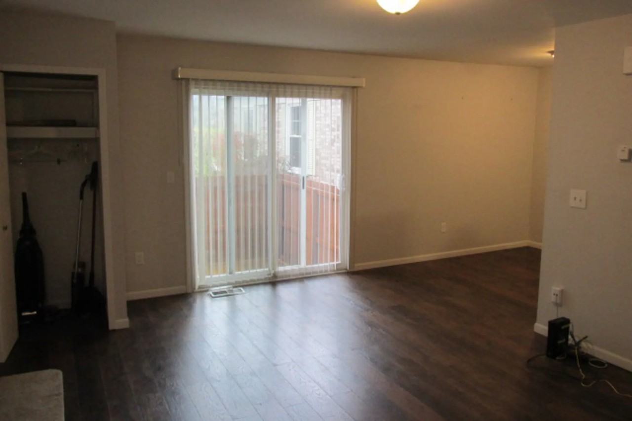 23751 Stonehenge Blvd - Photo 2 of 10