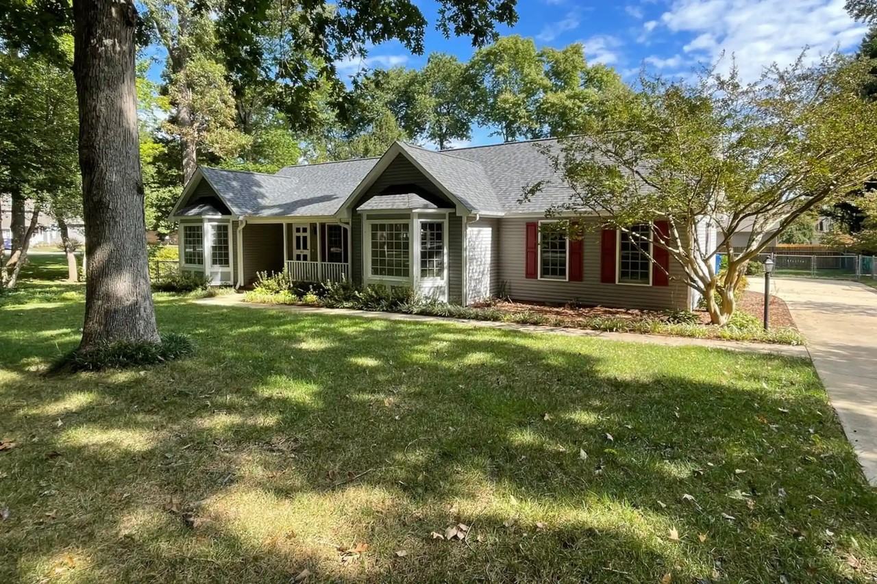 103 Avenue Of Trees - Photo 2 of 10