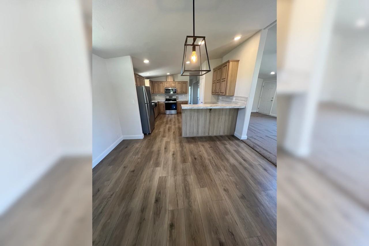 13 E 360 Ln N - Photo 2 of 10