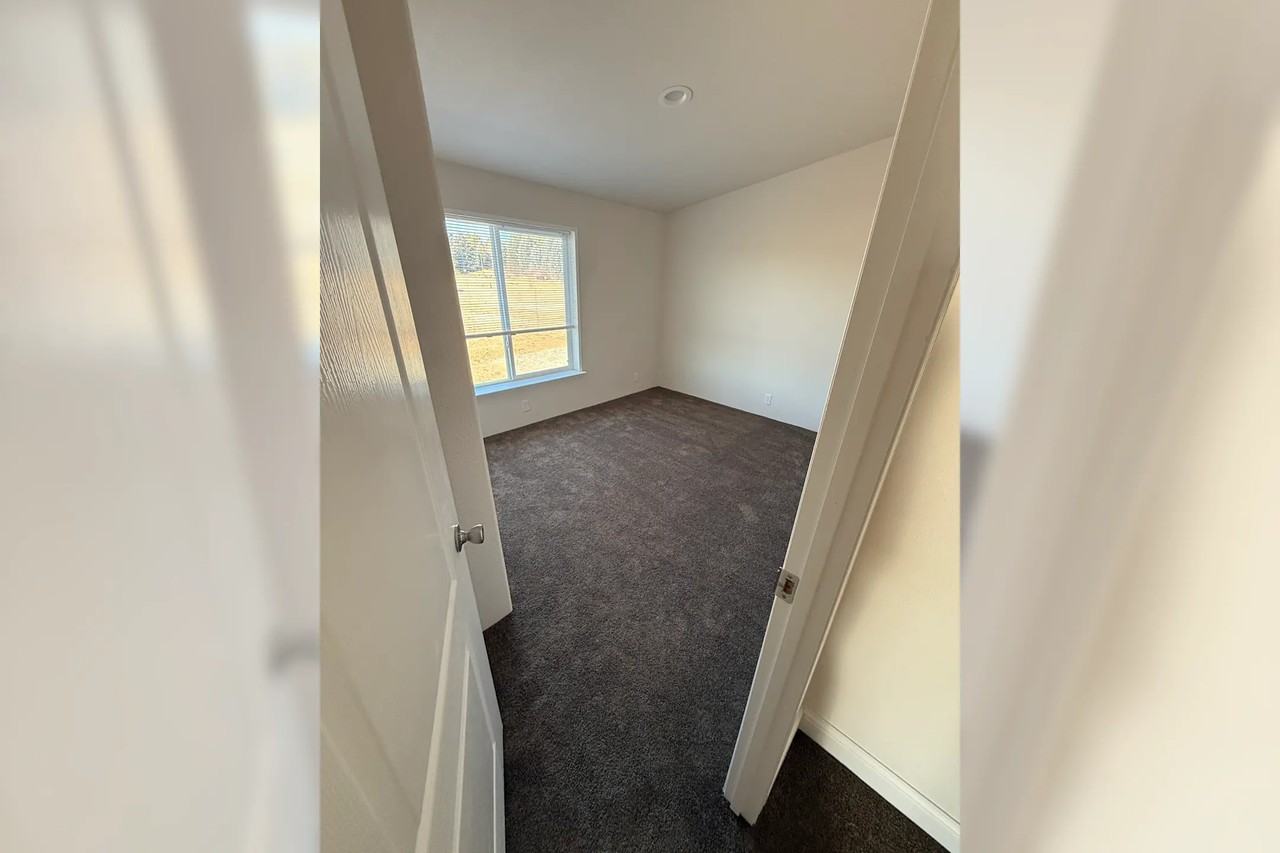 13 E 360 Ln N - Photo 3 of 10