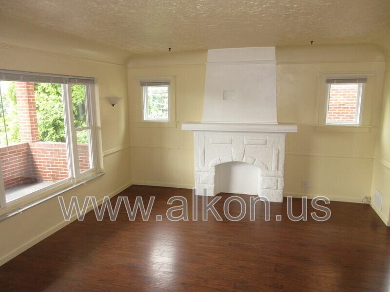 1429 Brookline Blvd - Photo 3 of 17