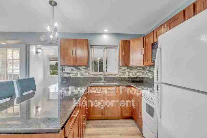 94-231 Kahuamo Pl #B - Photo 7 of 15