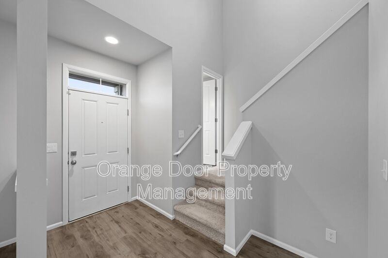 204 Basil Ave - Photo 4 of 27