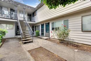 8033 Ne Flanders St - Photo 1 of 1