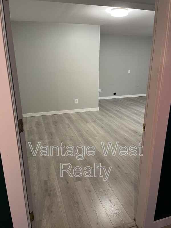 3200 Deer Ridge Crt - Photo 2 of 30