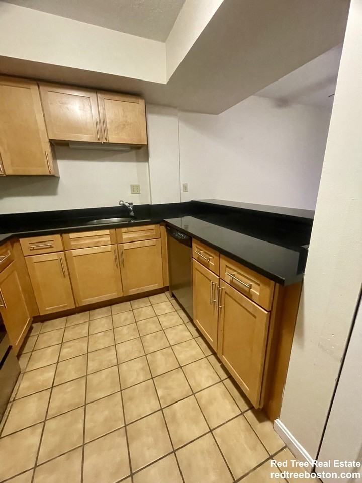 345 Franklin St #104 - Photo 3 of 28