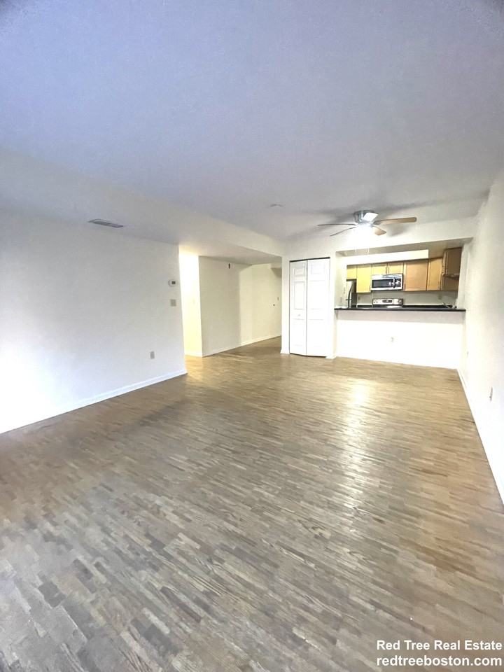 345 Franklin St #104 - Photo 7 of 28