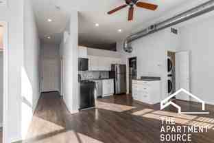 1133 W Madison St #2R - Photo 1 of 1