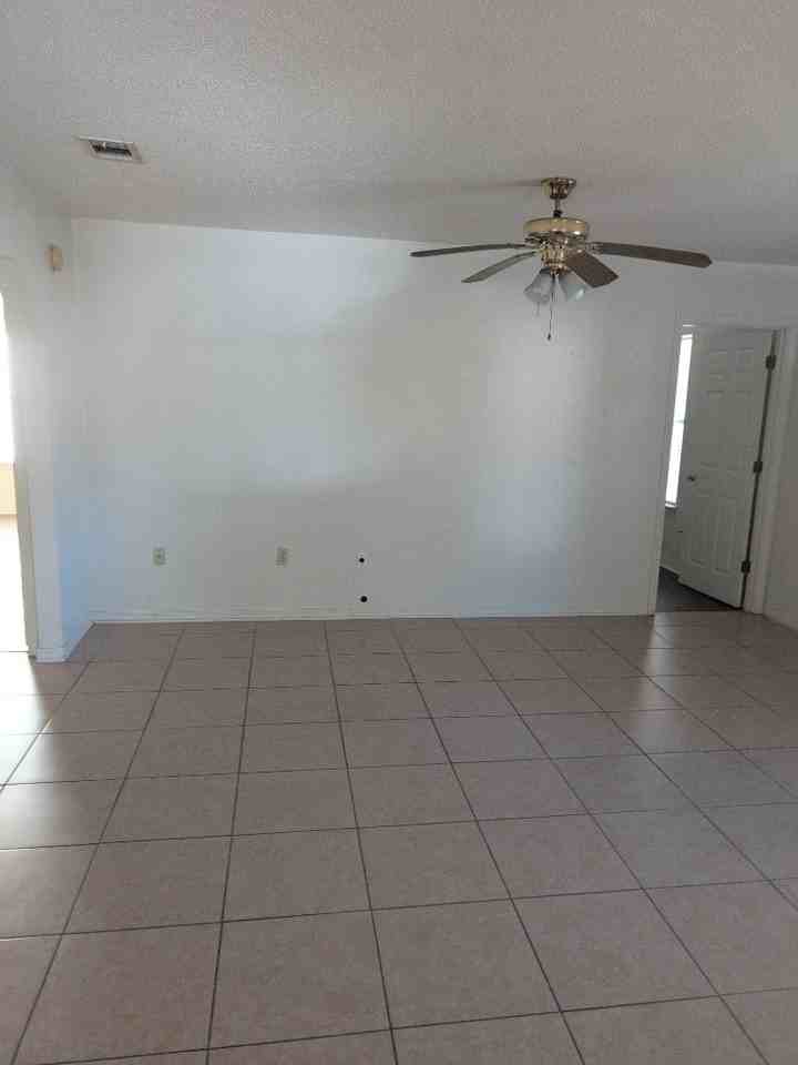 615 E Edney Ave - Photo 2 of 14