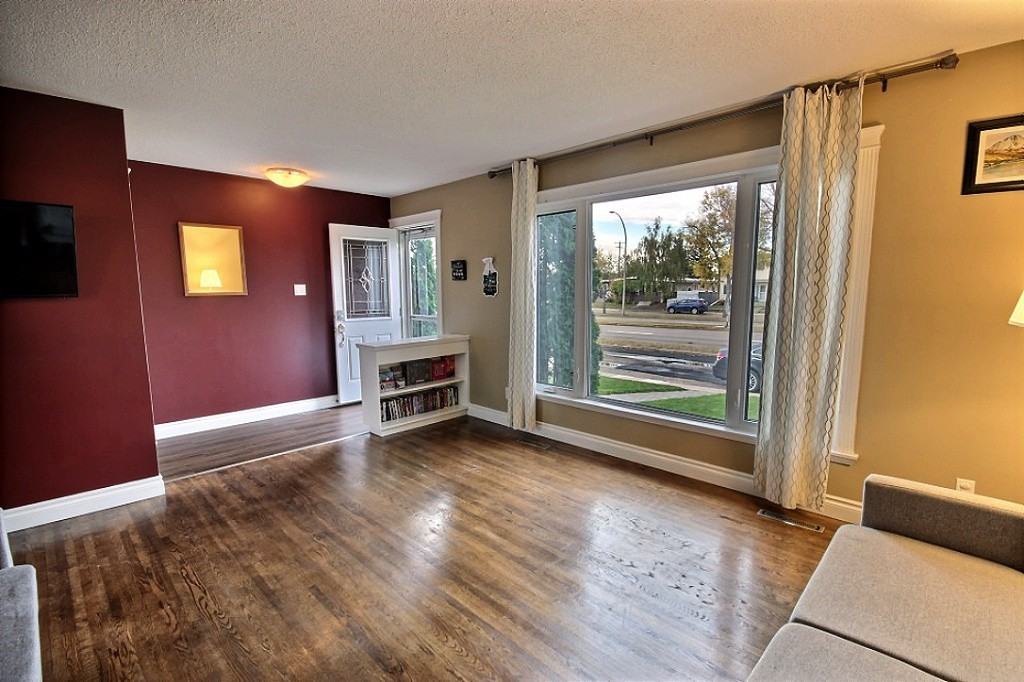 6003 90 Ave Nw - Photo 2 of 28