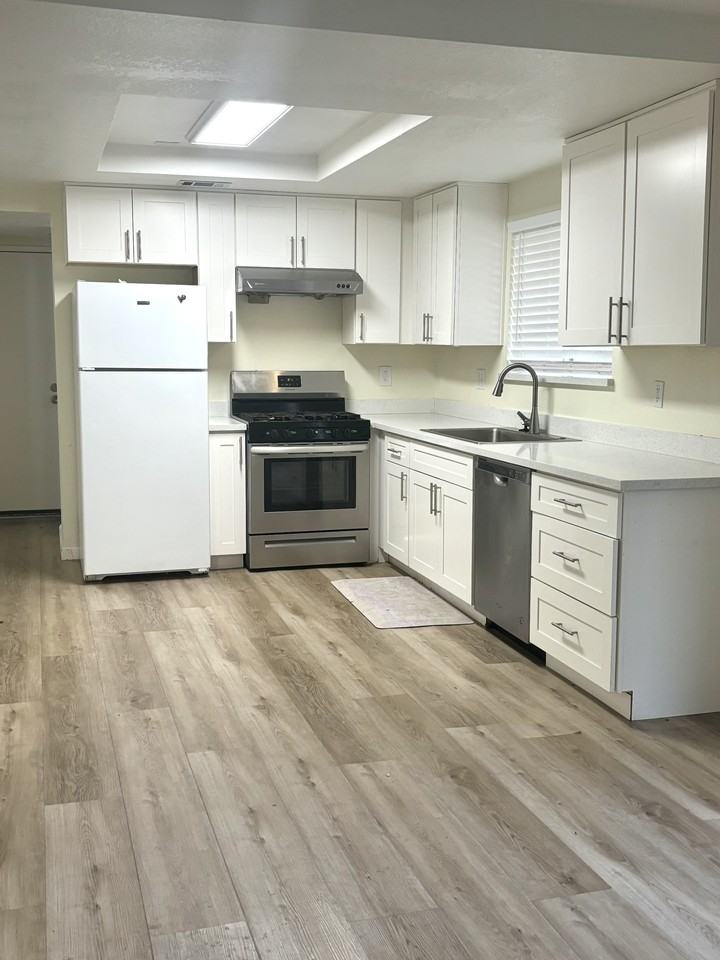 611 Gingham Way - Photo 3 of 19