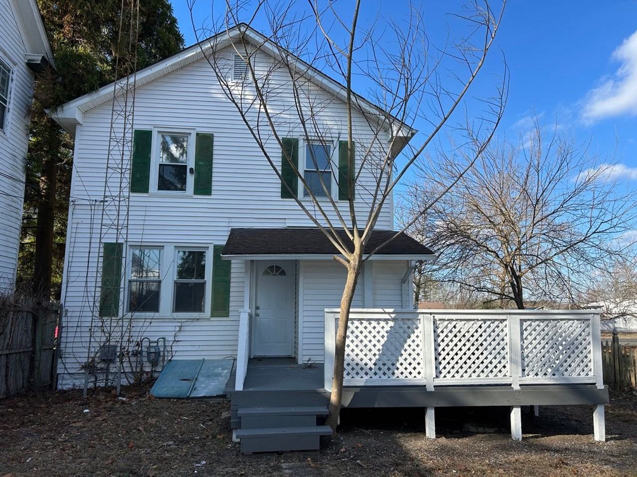 428 Philadelphia Ave - Photo 2 of 14