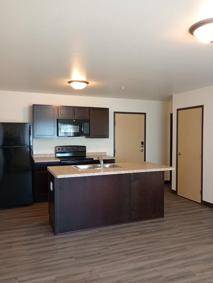 1409 Finley St - Photo 5 of 28