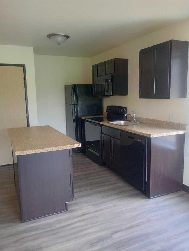 1429 Finley St - Photo 6 of 41