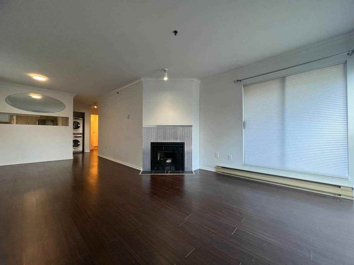 910 8th Ave W #107 - Photo 6 of 17