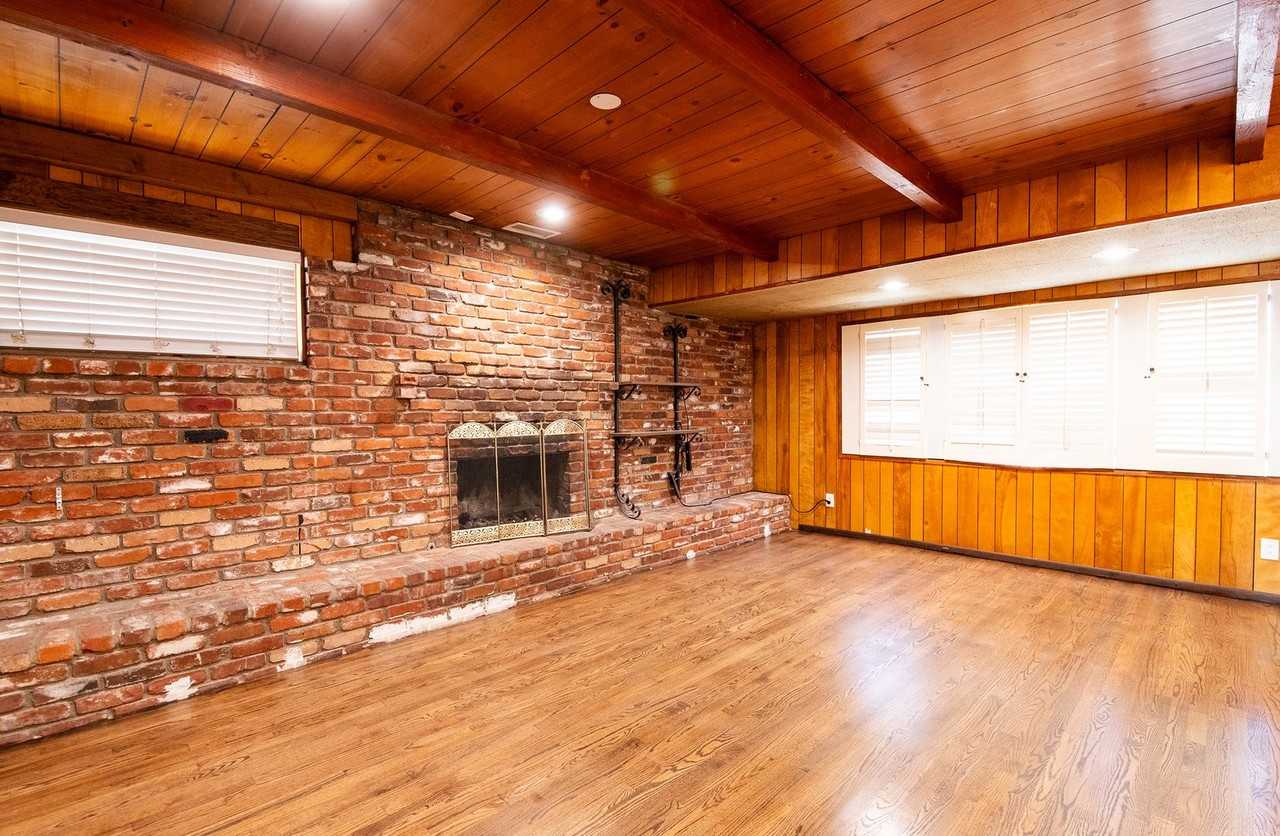 11250 Bayla St - Photo 3 of 16